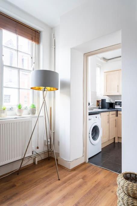 Cozy Apt In Central Londres Exterior foto
