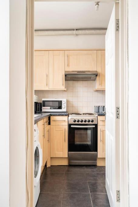Cozy Apt In Central Londres Exterior foto